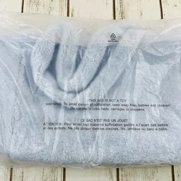 VS PINK Sherpa Fleece Fuzzy Tote Bag - Picture 4 of 5